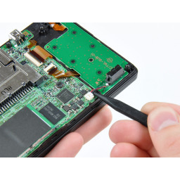 Замена платы питания Nintendo DSi