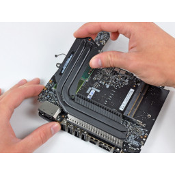 Mac mini Mid 2010 Замена логической платы